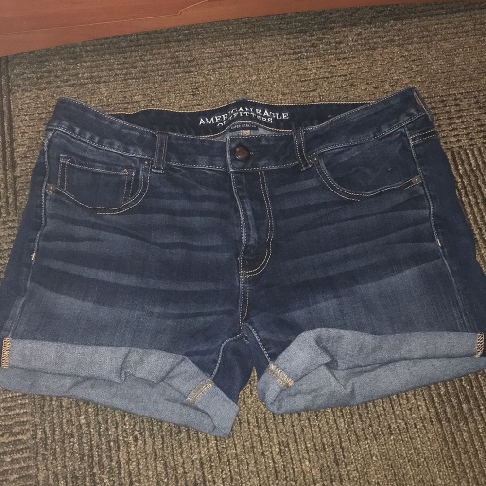 American Eagle Midi-shorts